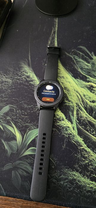 *ОТЛИЧЕН* Смарт Часовник Samsung Galaxy Watch (DC38, SM-R810), зарядно