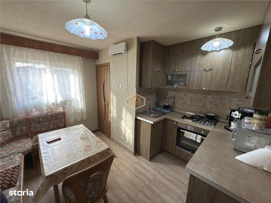 VIDEO | Apartament cu 2 camere decomandat | Micro 17