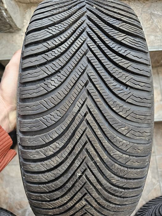 Anvelope 225/45 R17  Iarna