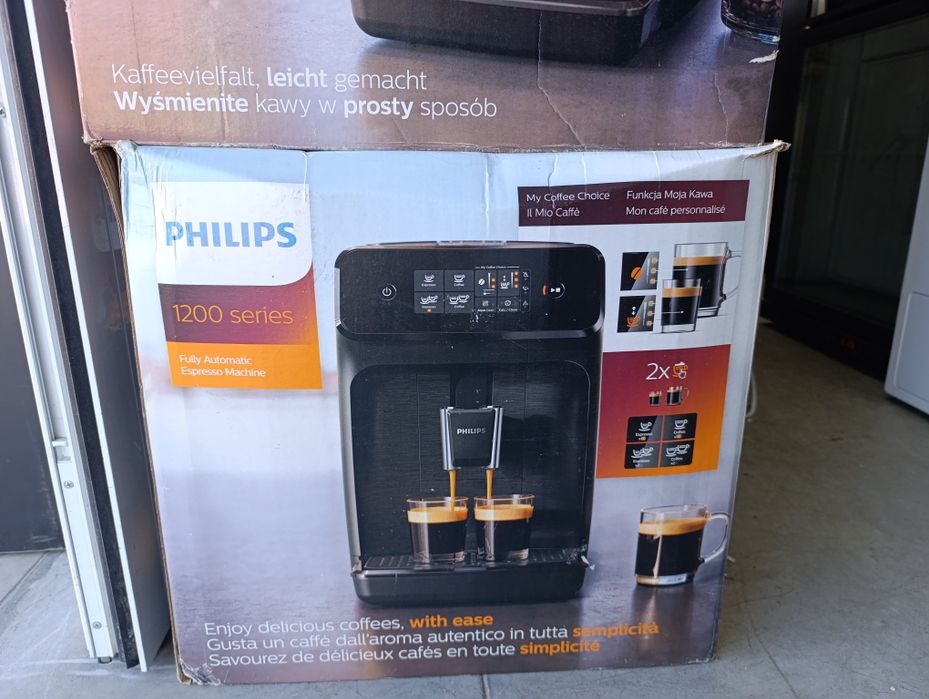 Кафе машина Робот Philips 1200 Series 

- Машината е в отлично съст