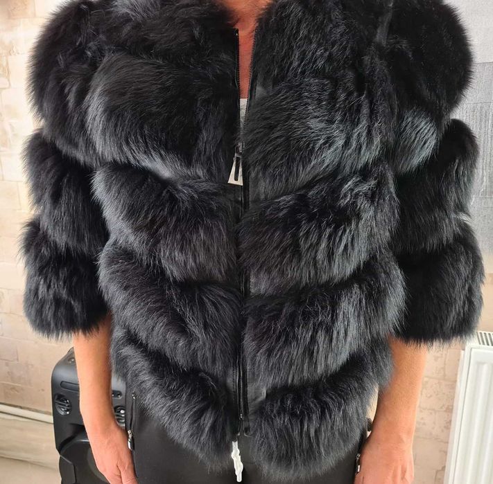 Haina Blana vulpe MODEL 2 in 1 neagra nouă dama