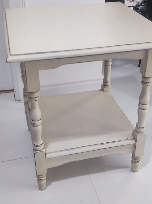 Ретро малка маса