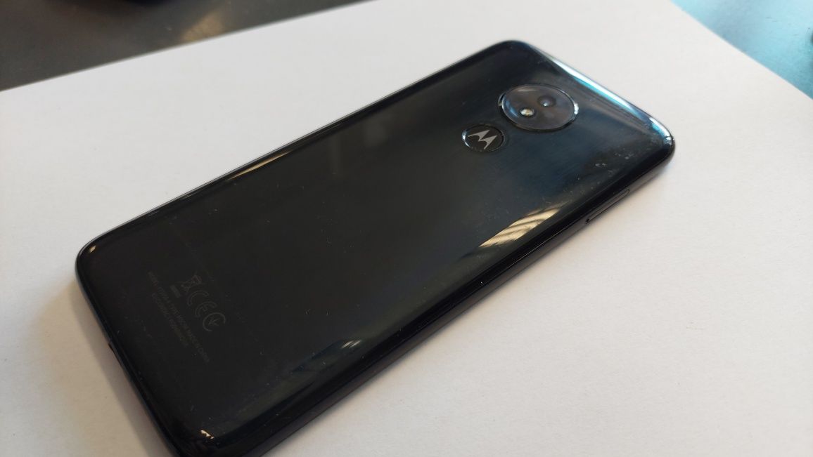 Motorola     G7  Power