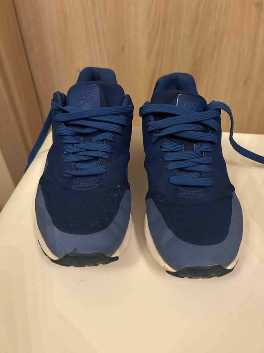 Дамски маратонки Nike Air Max