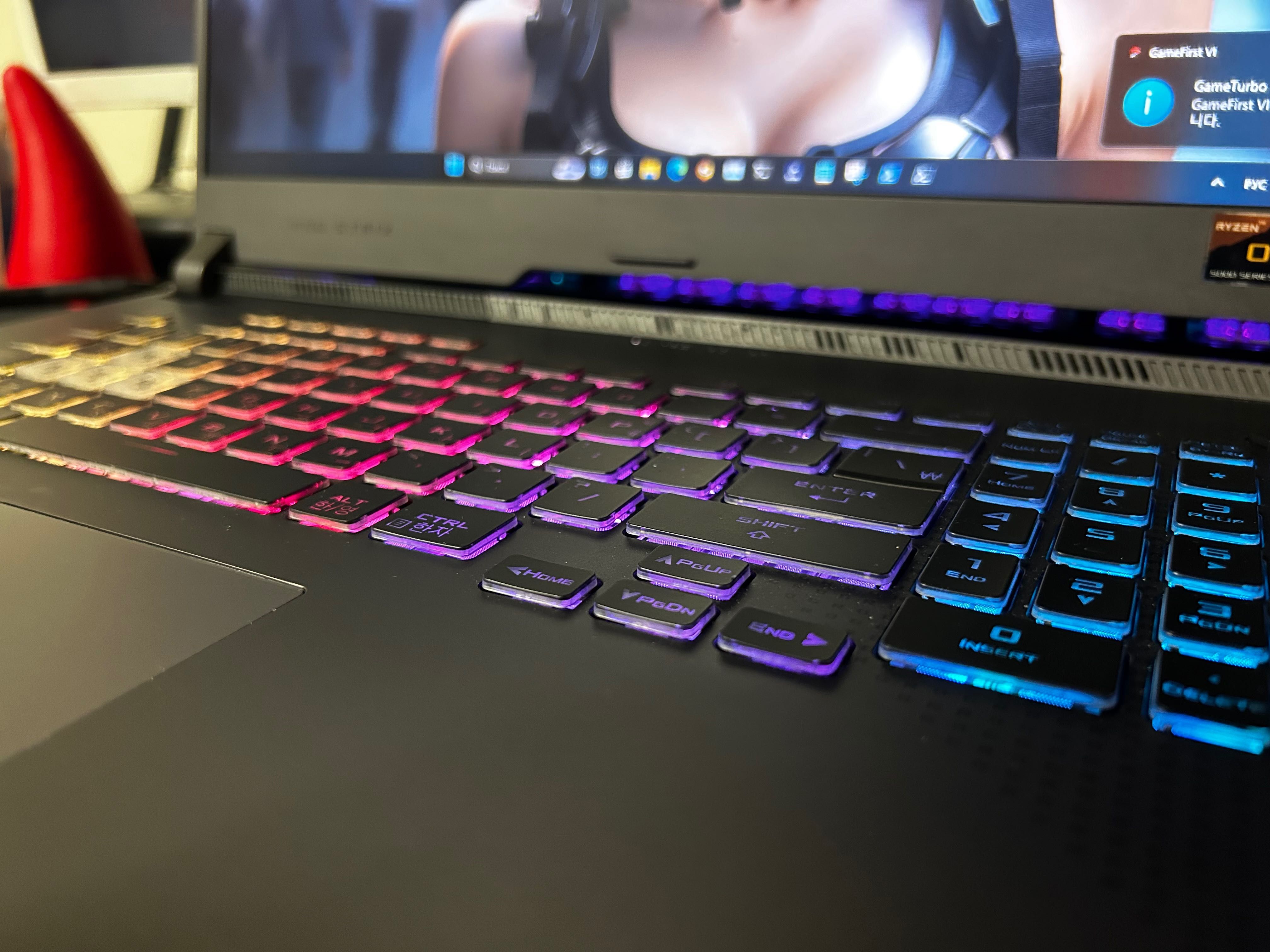 Asus Rog STRIX G713