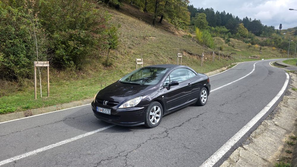 Peugeot 307 CC km 124000 motor 1.6 benzină
