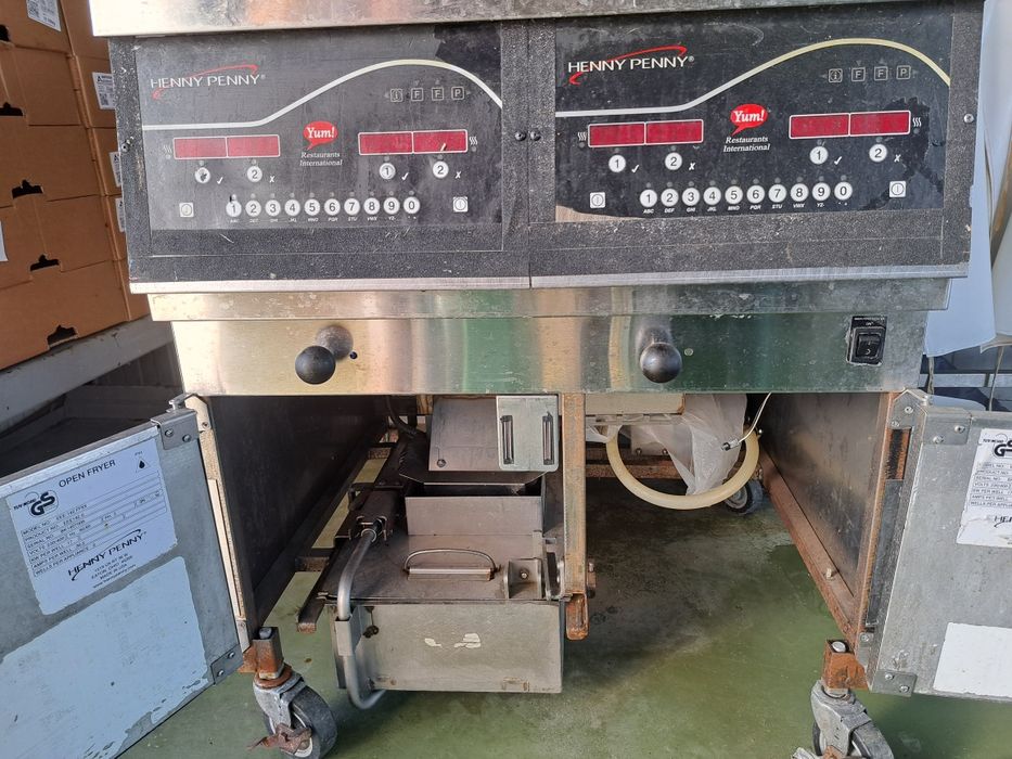 Отворен фритюрник Henny Penny EEE-142, електрически 3 фазен.
