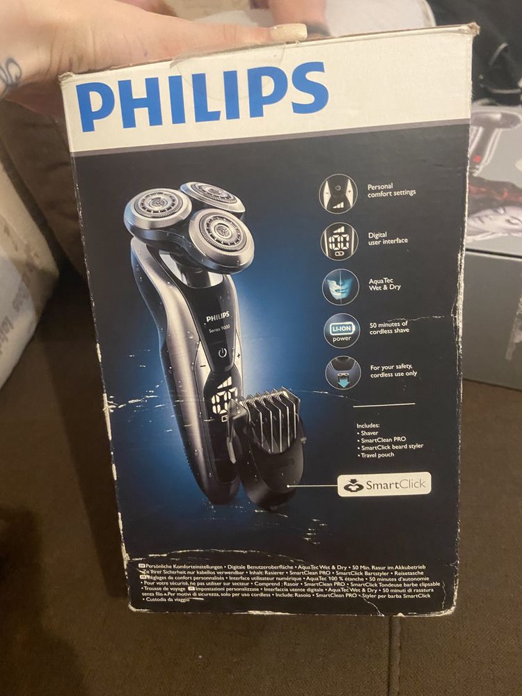 Aparat de ras electric PHILIPS Seria 9000 NOU