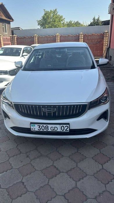 Аренда авто Geely Emgrand 25 года Новые