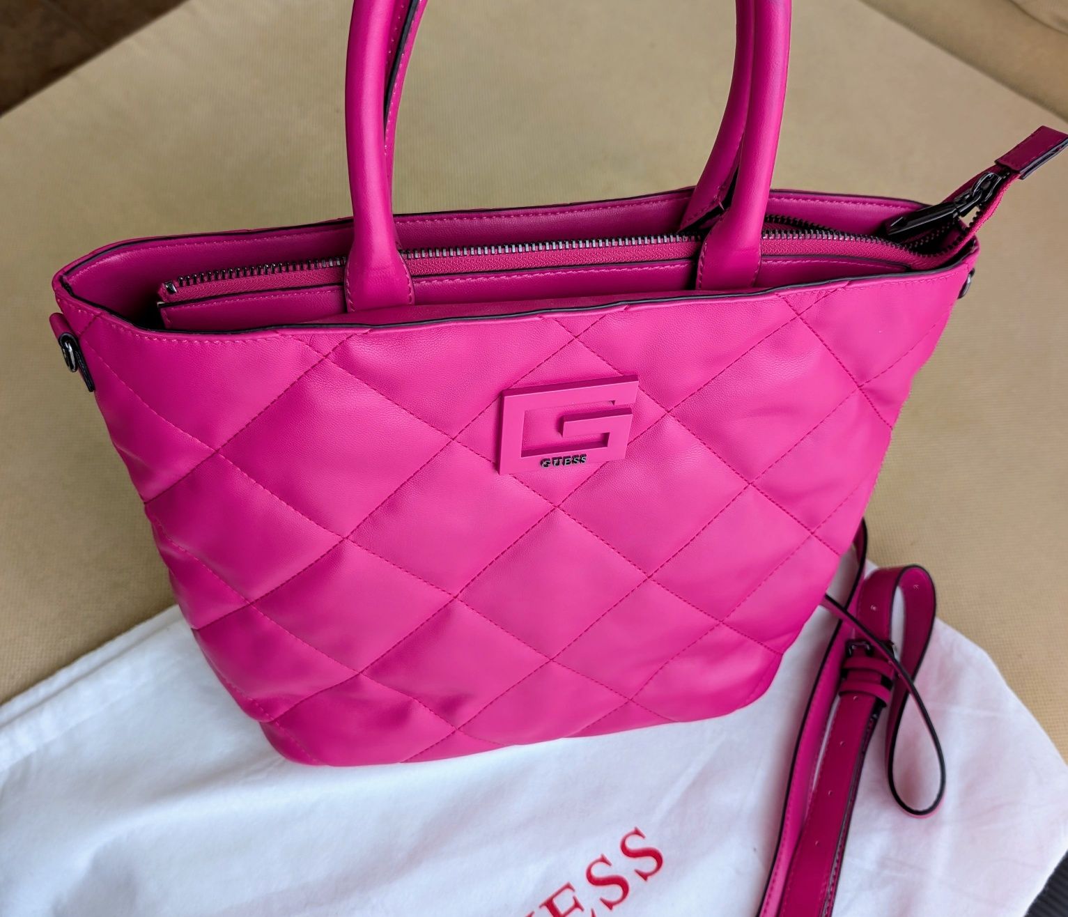 Сандали Karino & чанта Guess