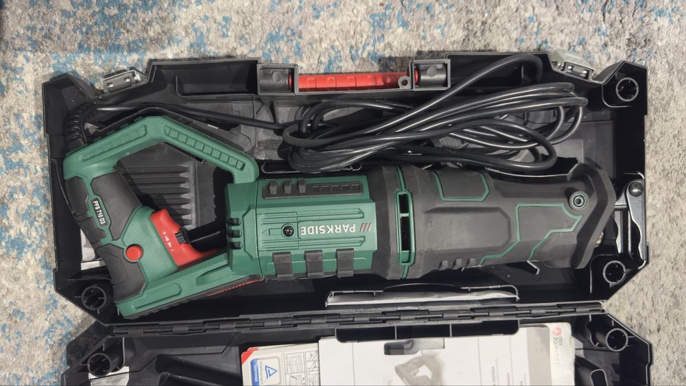 Fierastrau sabie cu fir Parkside