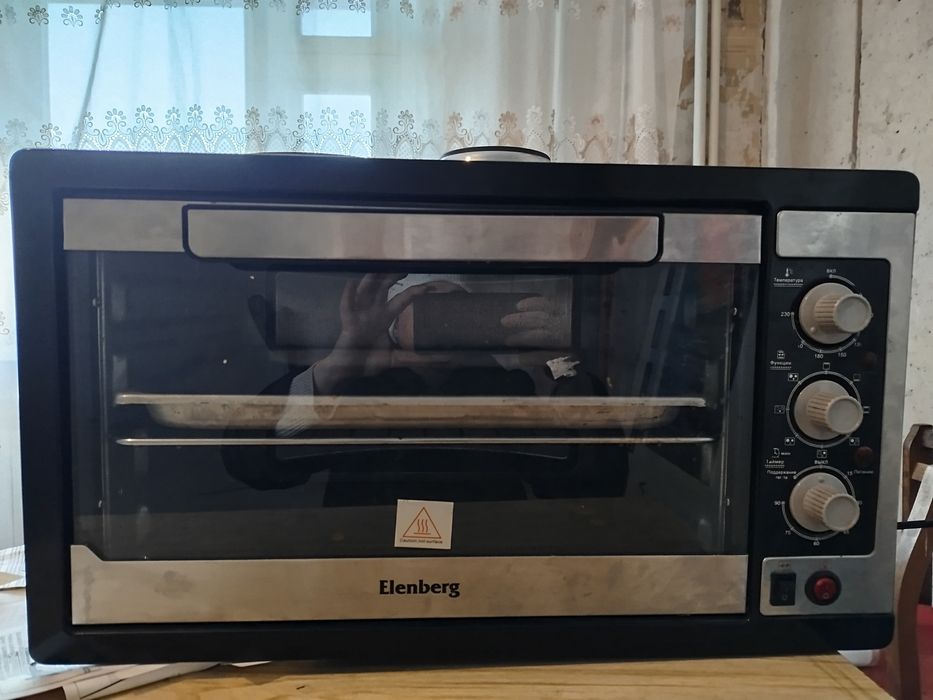 Электрическая духовая печь