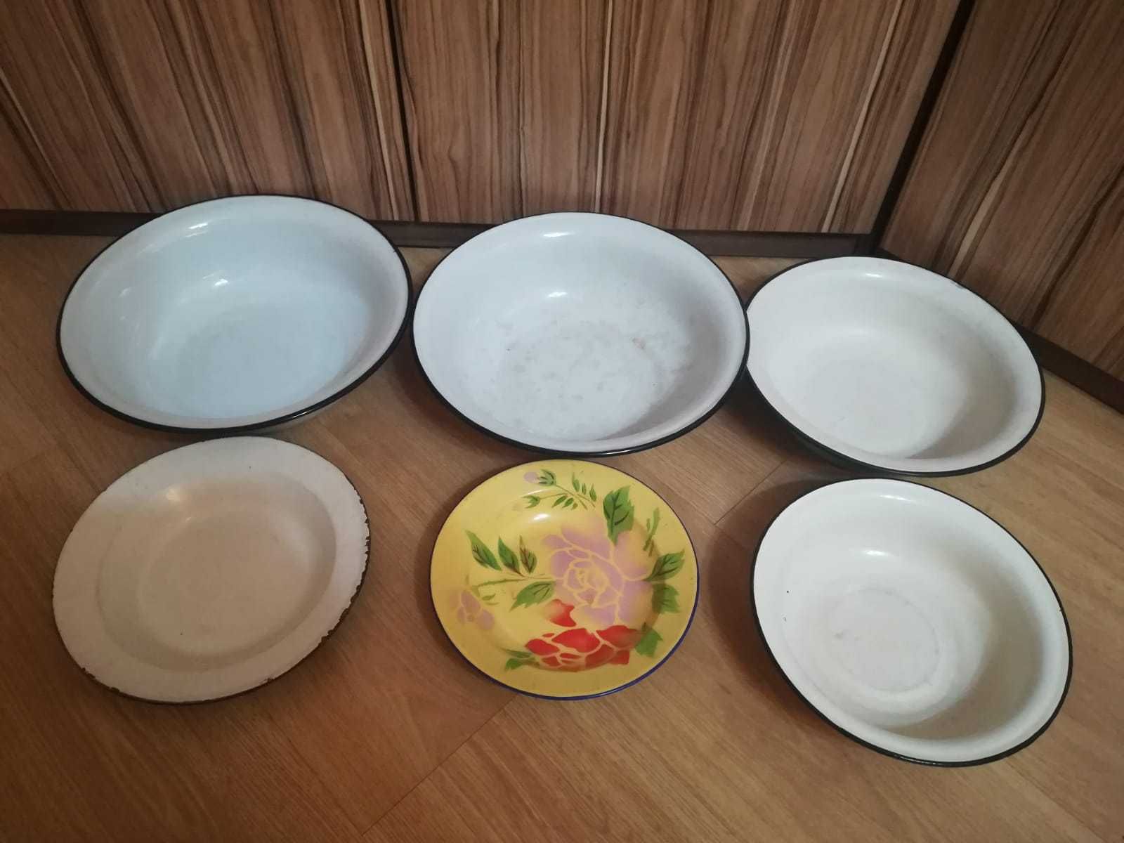 Эмалированные тазы, тарелки. Советские