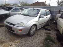 Dezmembrez Ford Focus 1 hatchback 3 usi 1.6 benzina carlig clima