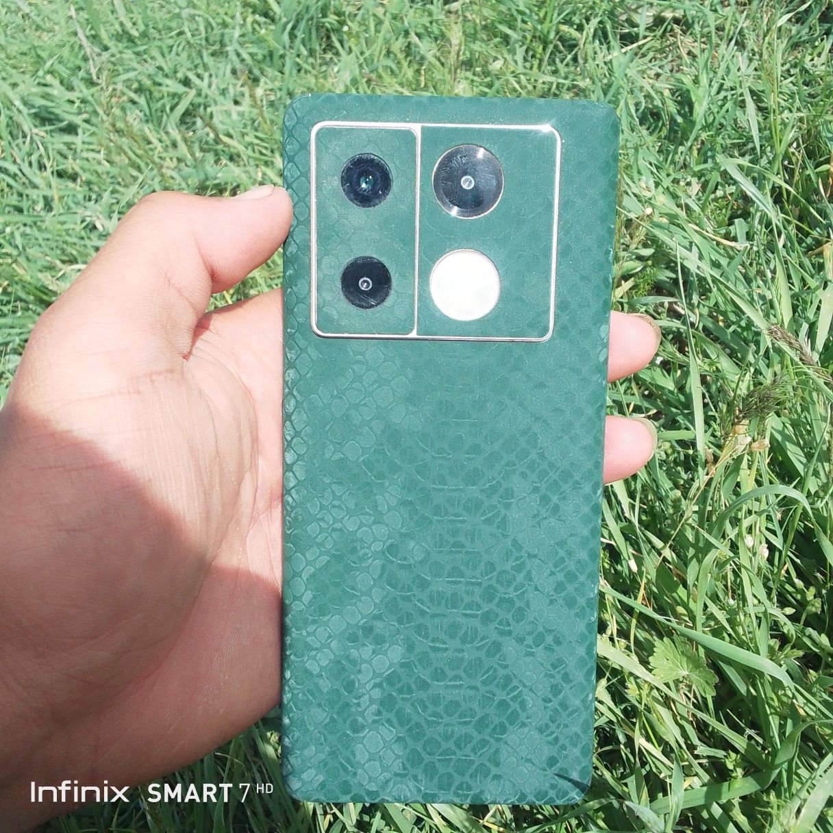 Infinix Note 40 Pro 256GB / 12+6GB RAM
Hech qanday shikast yo‘q
Karopk