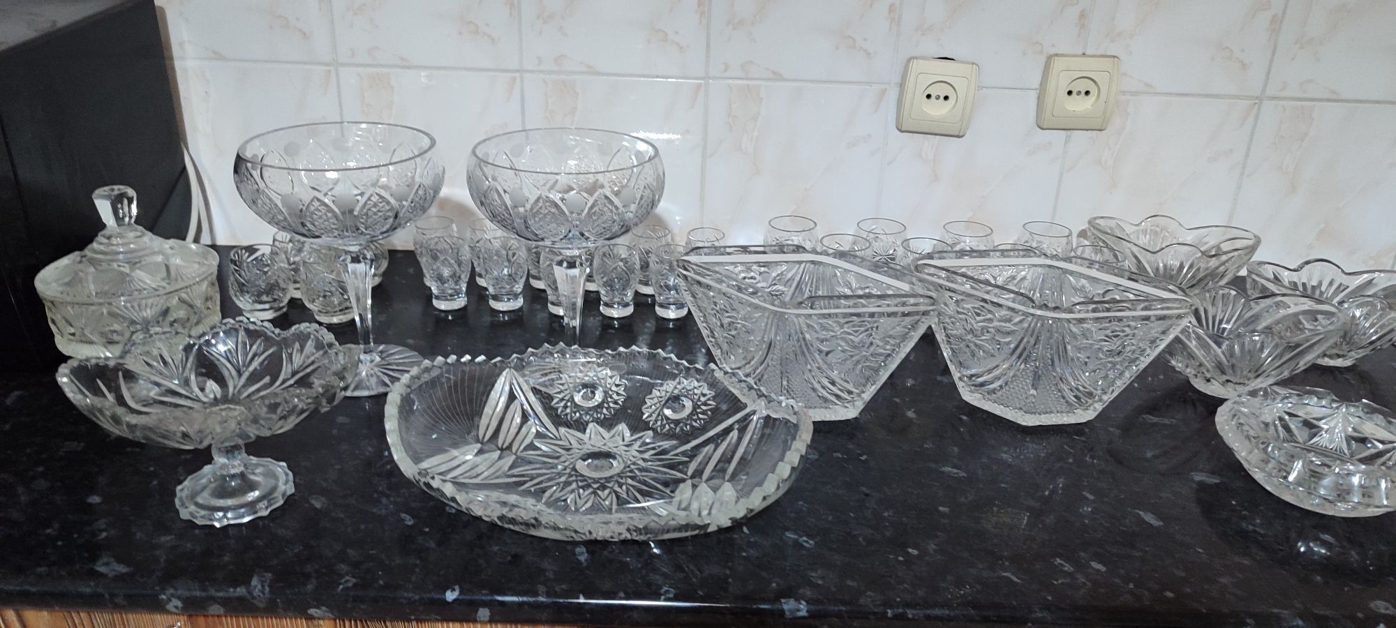 Продам хрусталь и проч.посуду