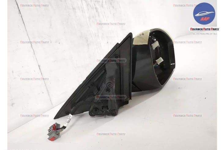 Дясно огледало / Dясно ogledalо оригинално Land Rover Range Rover Evoq