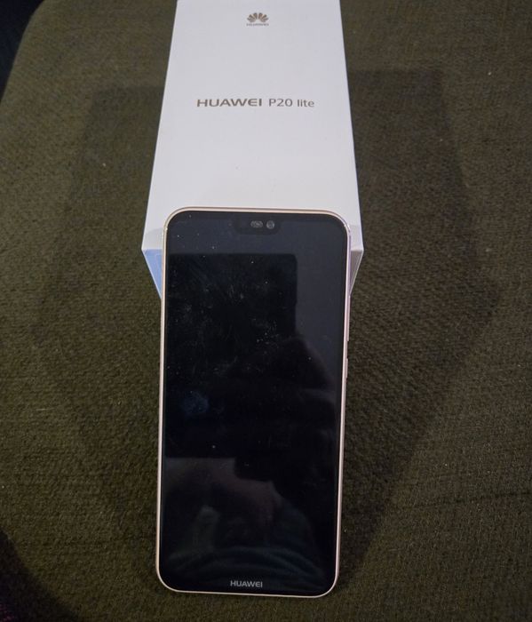 Huawei P20 Lite 64GROM, 4GRAM