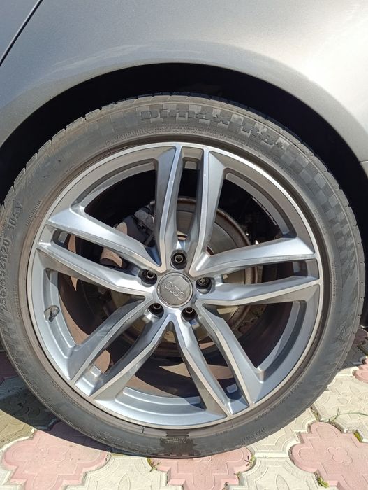 Vând jante R20 cauciucuri de vară DOT 1724