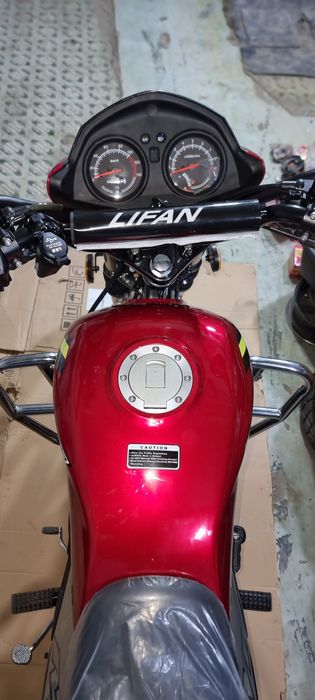 Продаётся мотоцикл лифан Amazing 175cc
