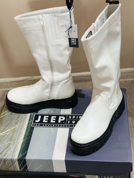 Дамски ботуши Jeep ,  етикет