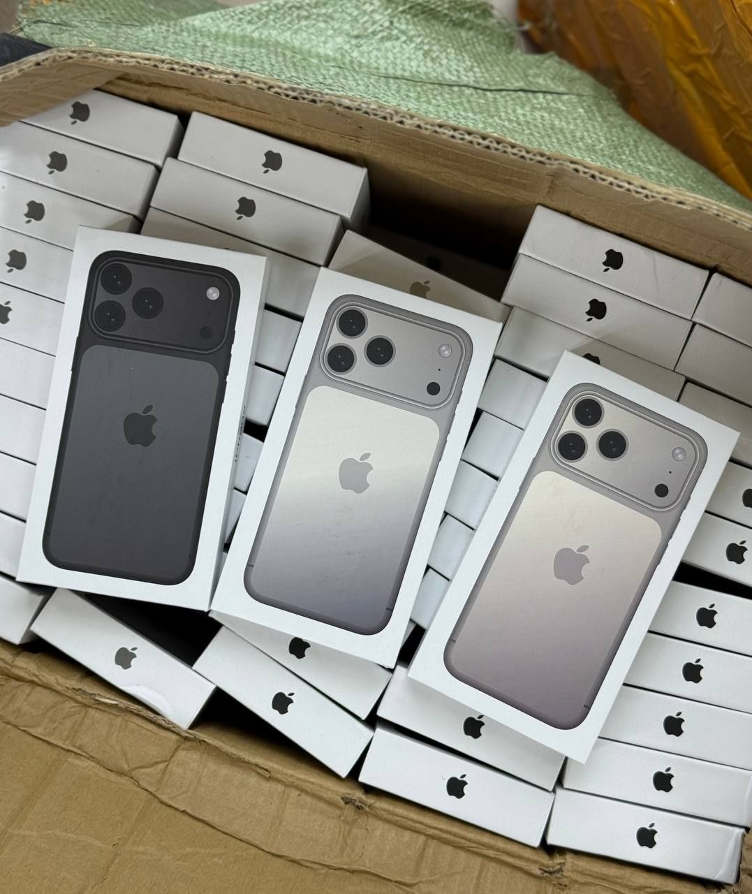 Apple 17 pro. 1 г