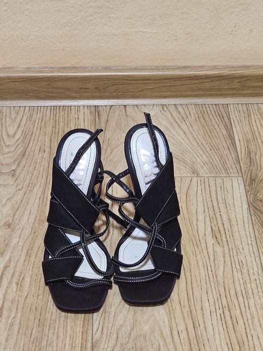 Sandale dama marca Zara