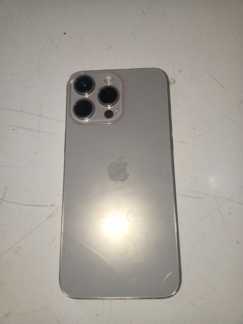 IPHONE 15 pro max narxini kelishamiz
