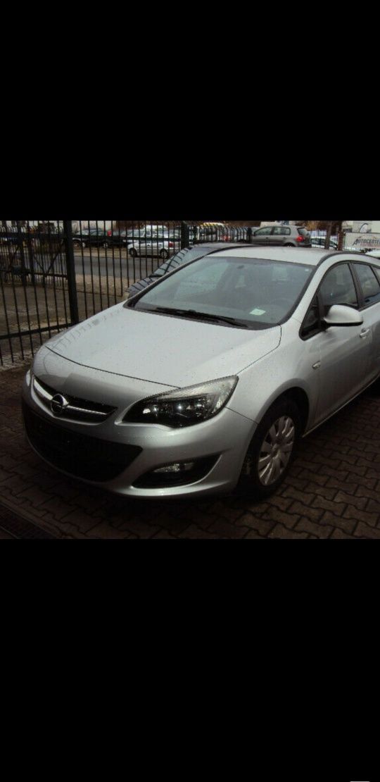 Dezmembrez opel astra j 1.6 cdti