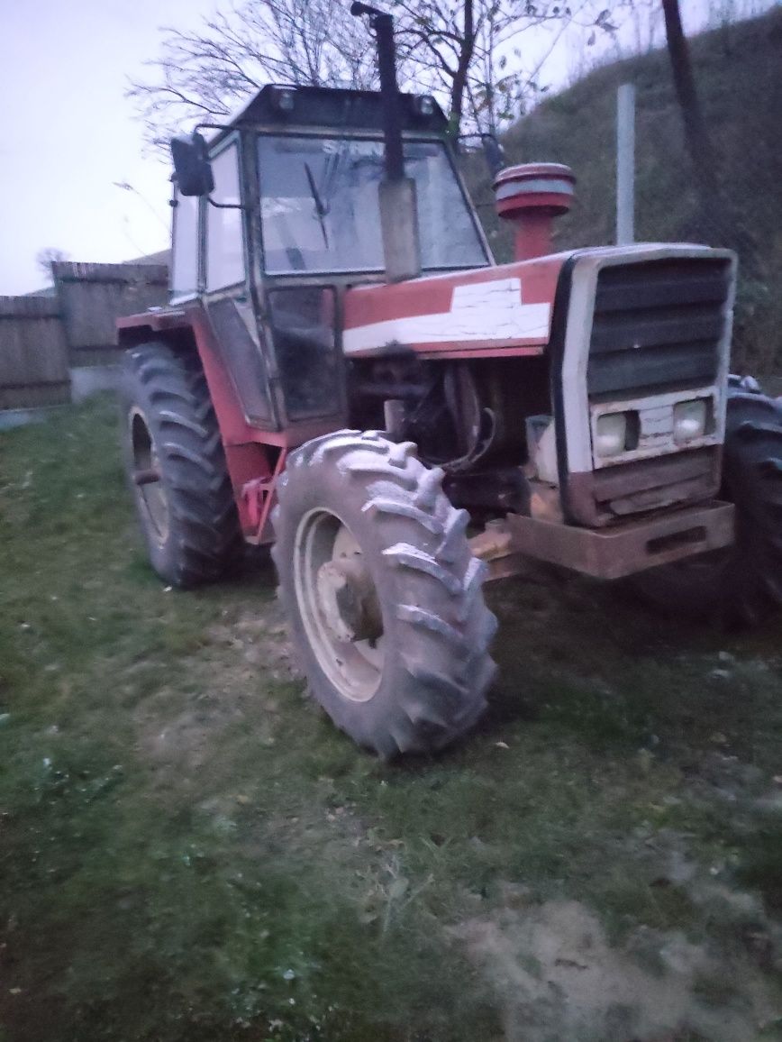 Tractor de vânzare