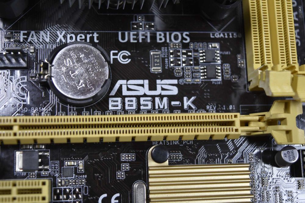 ASUS B85M-K + I5 4460 + CPU Cooler - 1150 сокет . Дъно и процесор.