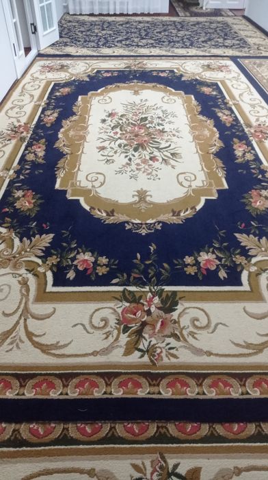 Продаются ковры б/у