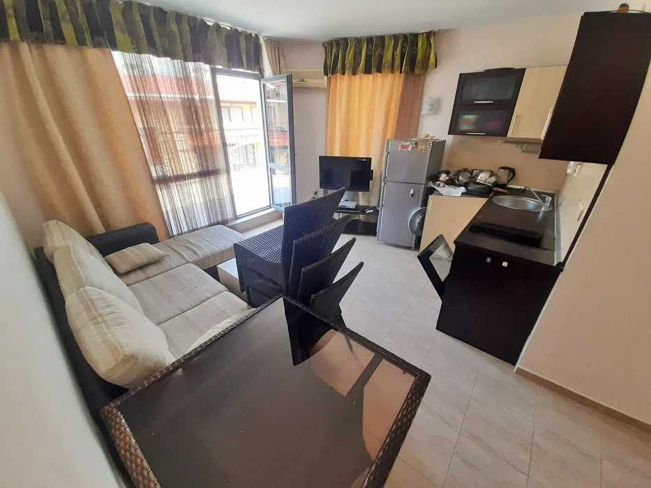 Продава се Двустаен апартамент в к.к. Слънчев бряг - 67 кв.м за 426 €/кв.м - Снимка #2