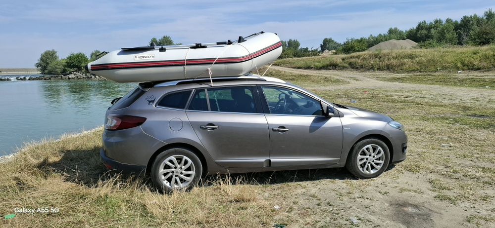 Barca gonflabila Kormoran  cu motor Storm