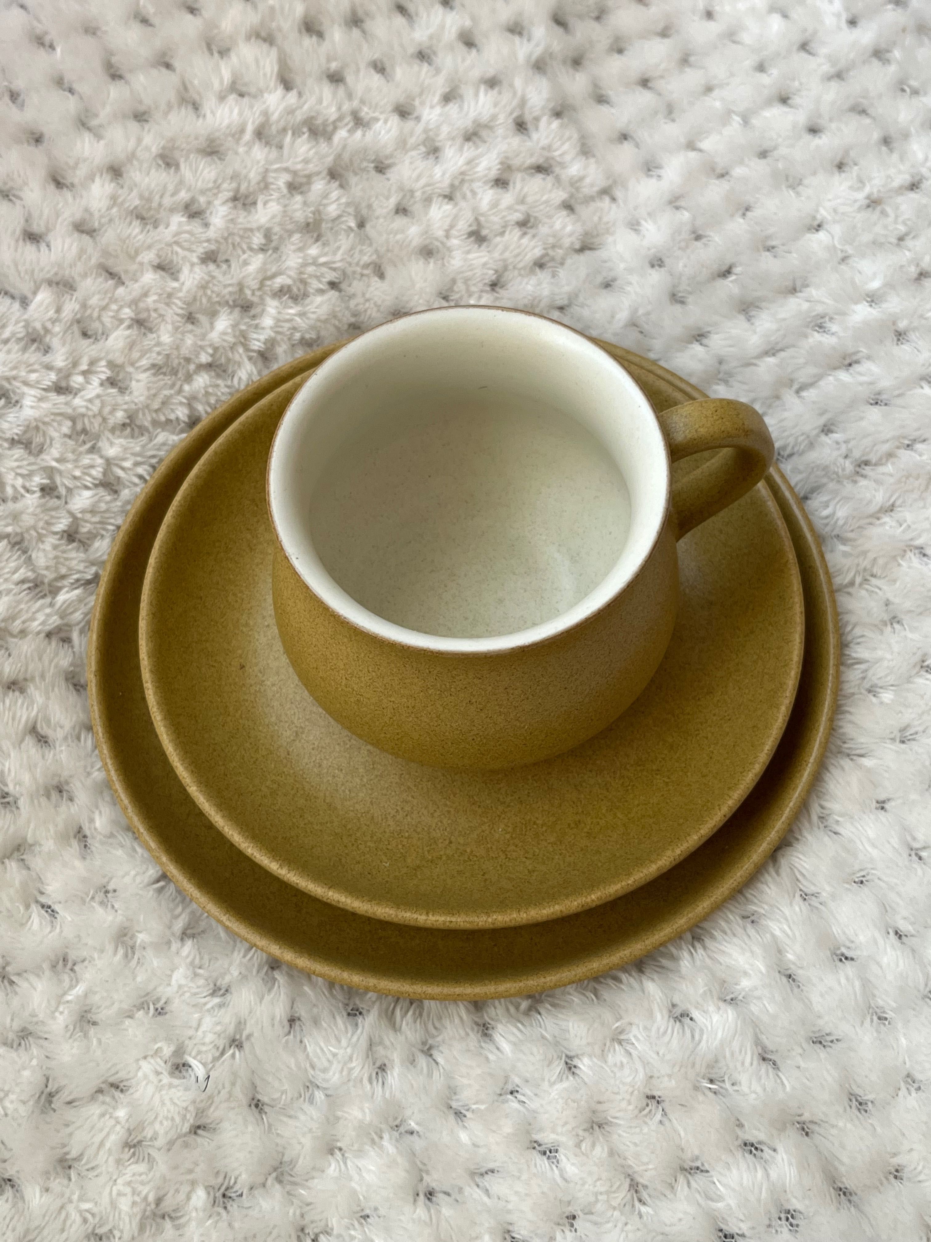 Чаша за кафе с подложни чинийки Denby England