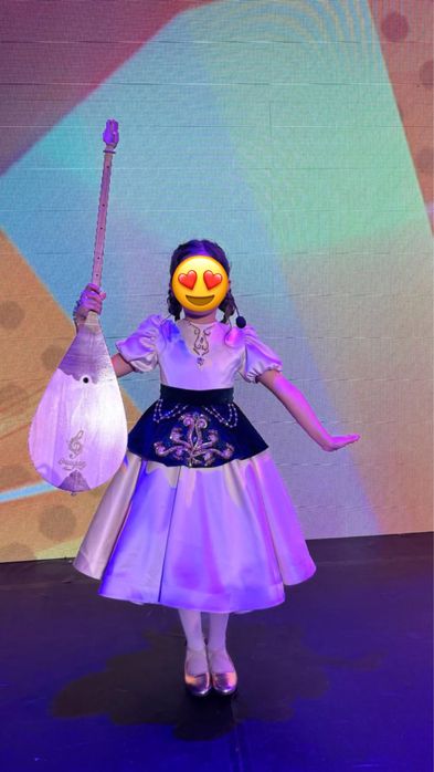 Продается шикарное платье на девочку