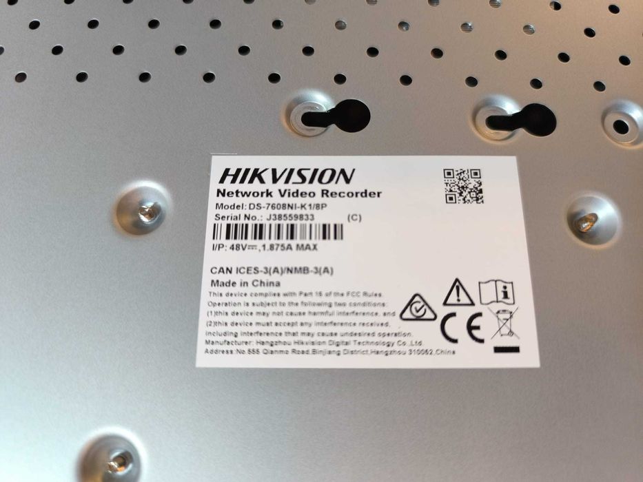 NVR DVR Hikvision DS-7608NI-K1/8P(C), 8 Canale PoE, Suport ONVIF, 8MP