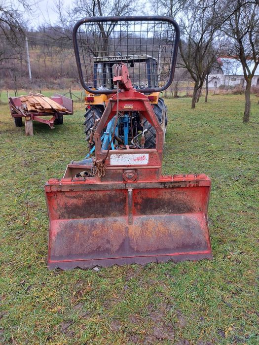 Troliu forestier în tiranti hidraulic KMB 6 tone cu reductor impecabil