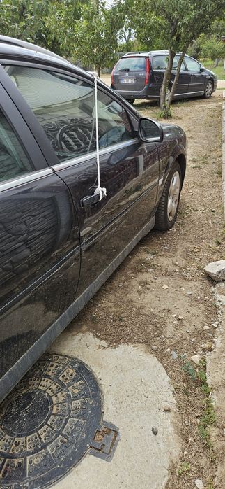 Vând Opel vectra c