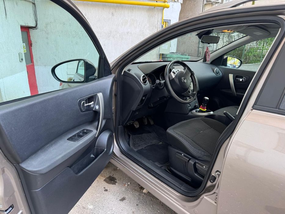 Nissan Qasqai Panoramic