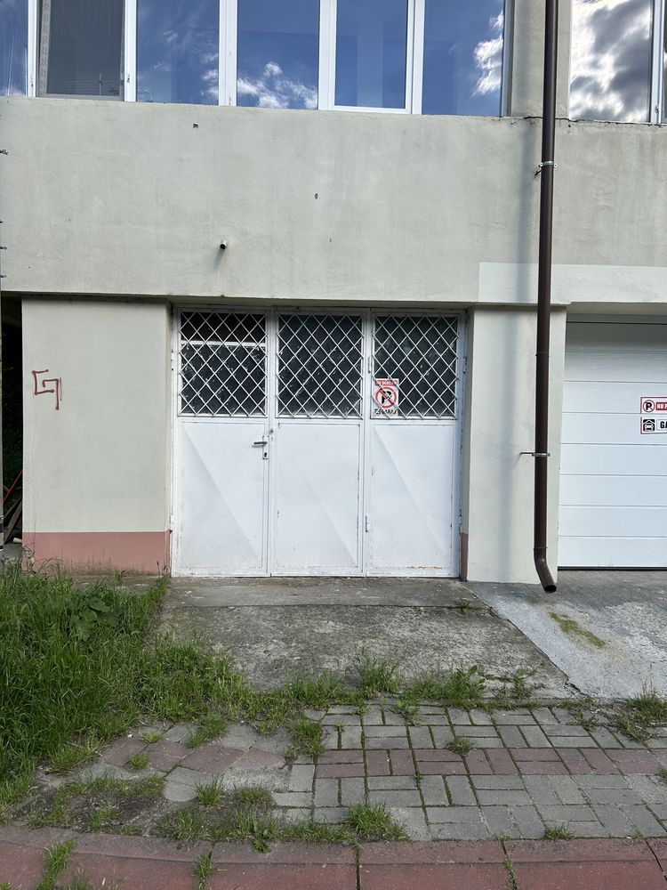 Garaj de vanzare - Parter Bloc Ultracentral
