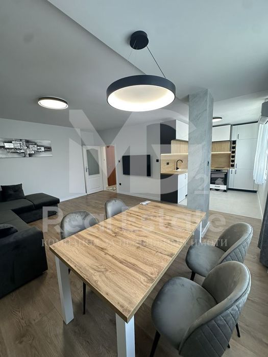 Дава се под наем Двустаен апартамент в Пловдив, Кючук Париж - 70 кв.м за 459 € - Снимка #1