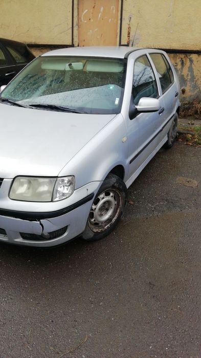 VW Поло 6N2 1.4 16 На части.