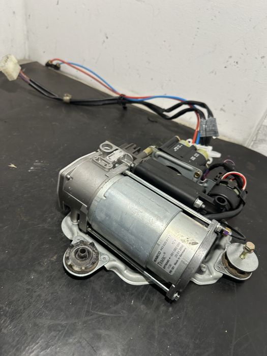 Compresor perne aer BMW X5 E53 | 881082099