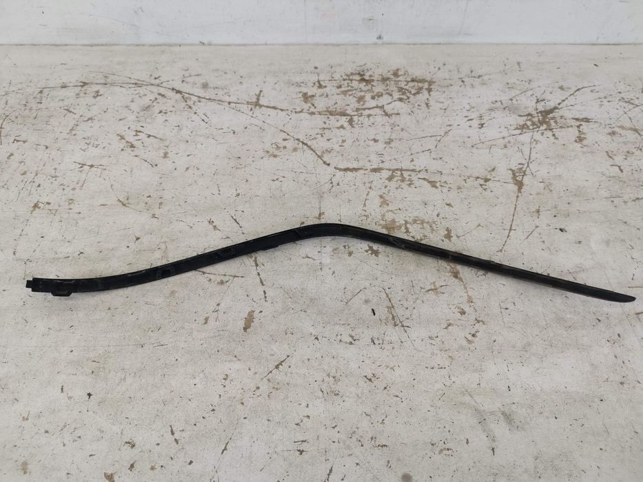 Декоративен Елемент Предна Броня Ляв Мерцедес-Бенц ГЛЕ-Клас / Mercedes