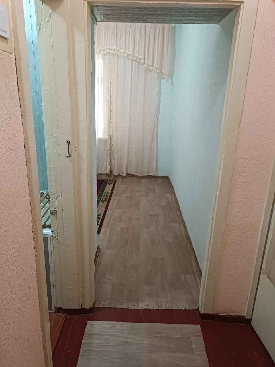 Аренда 1 ком квартира в 3 мкр 2 этаж