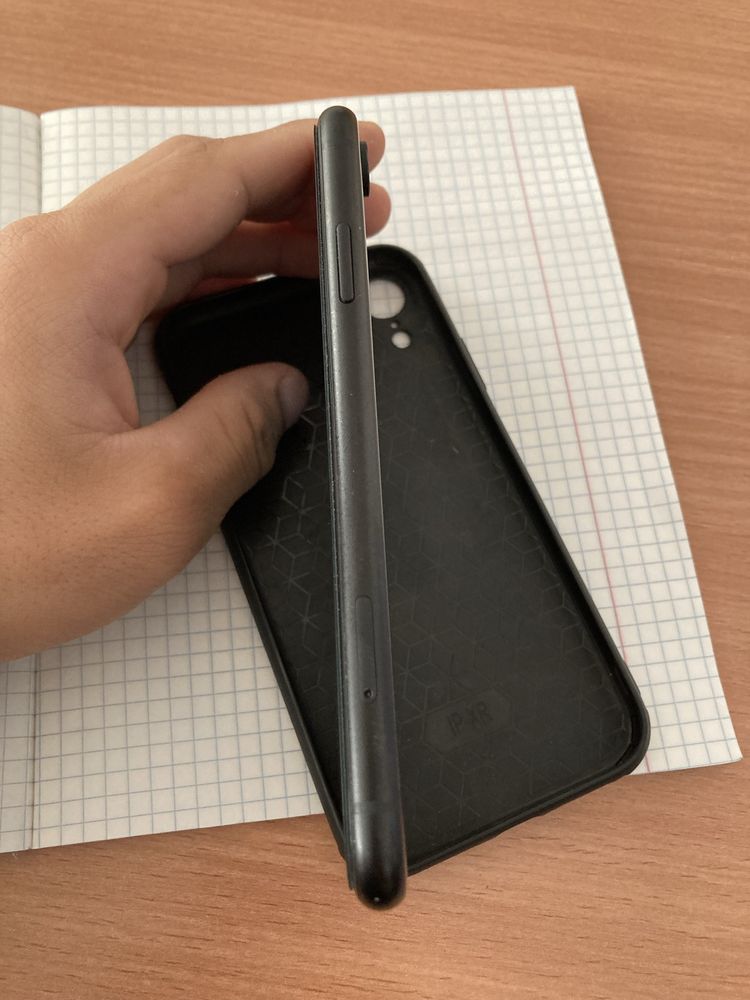 Iphone Xr в отличном состояние