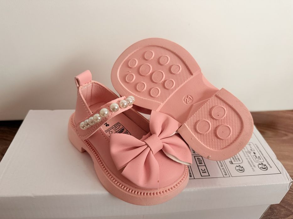 Официални обувки за момиченце