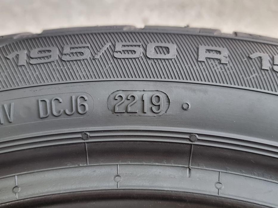 195/50/15 Uniroyal 4Броя: 250лв 8мм