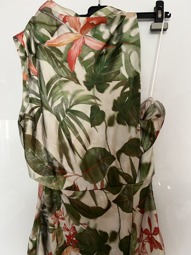 Rochie noua Zara, midi ,tropical print, mar S